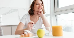 Nove smjernice za zdrav doručak: Proteini su važni, ali nešto je još bitnije!