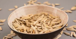 Mogu i na pizzu i u čokoladni kolač - donosimo baš sve o suncokretovim sjemenkama