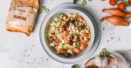 Grčka salata sa slanutkom