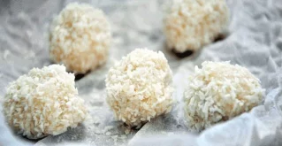 raffaello kuglice Omiljene raffaello kuglice od samo 4 sastojka